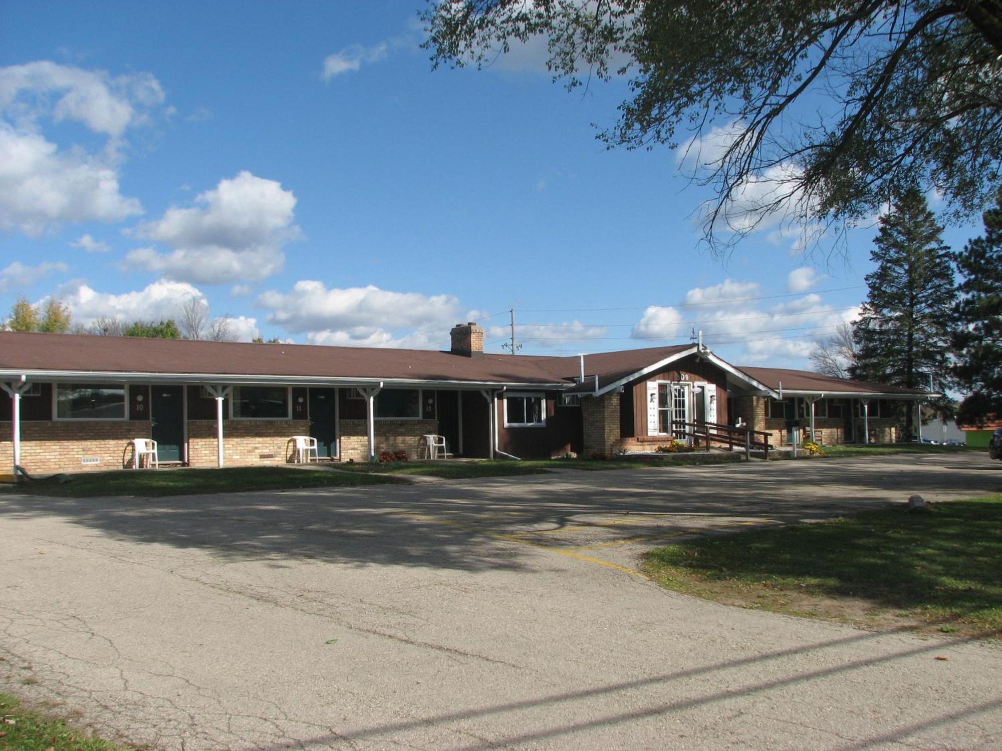 Spinning Wheel Motel Baraboo Exteriör bild